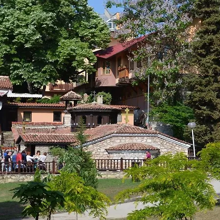 Хотел естрея резидънс и 4*