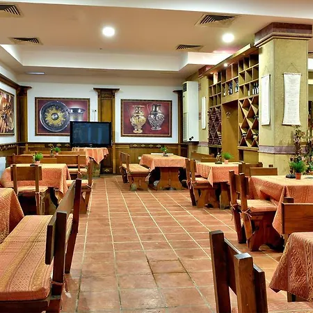 естрея резидънс и