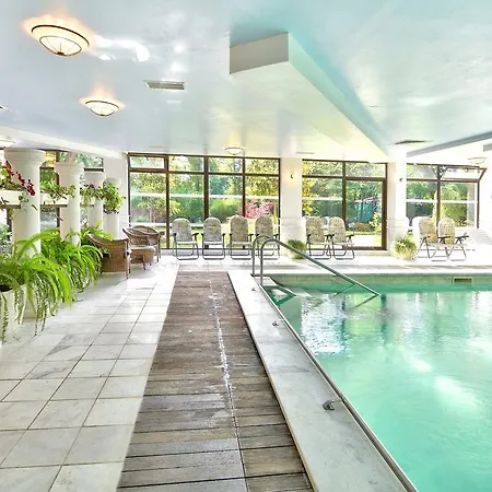 естрея резидънс и Св. Св. Константин и Елена