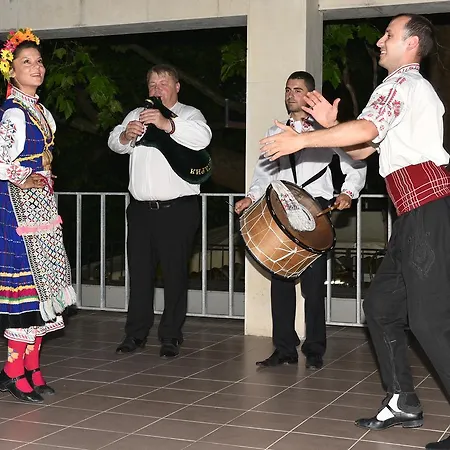 Хотел естрея резидънс и Св. Св. Константин и Елена