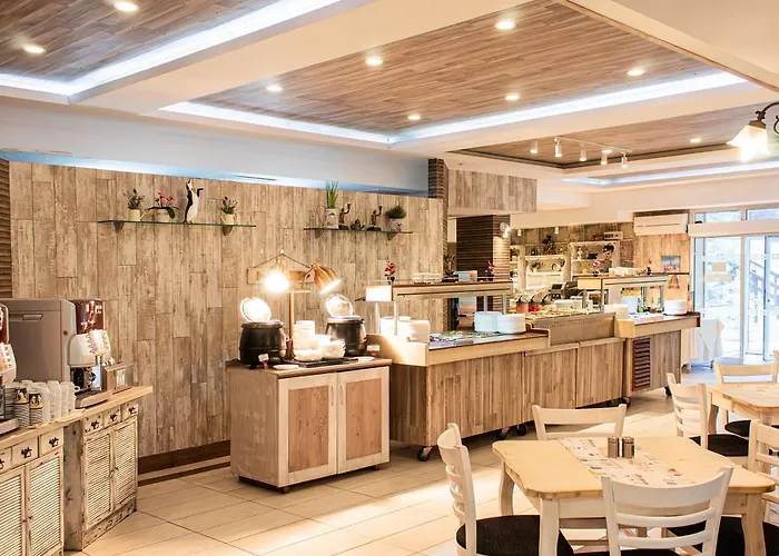 Estreya And فندق