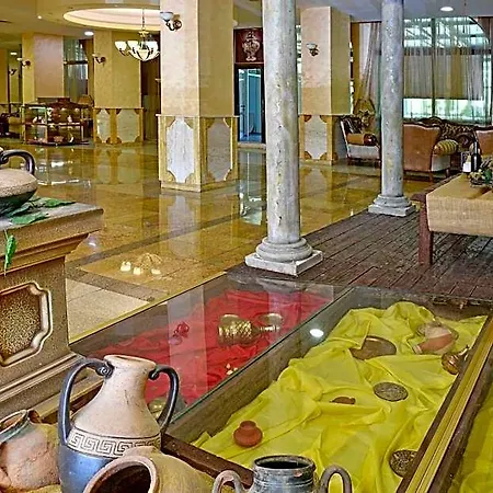 Hotel Estreya