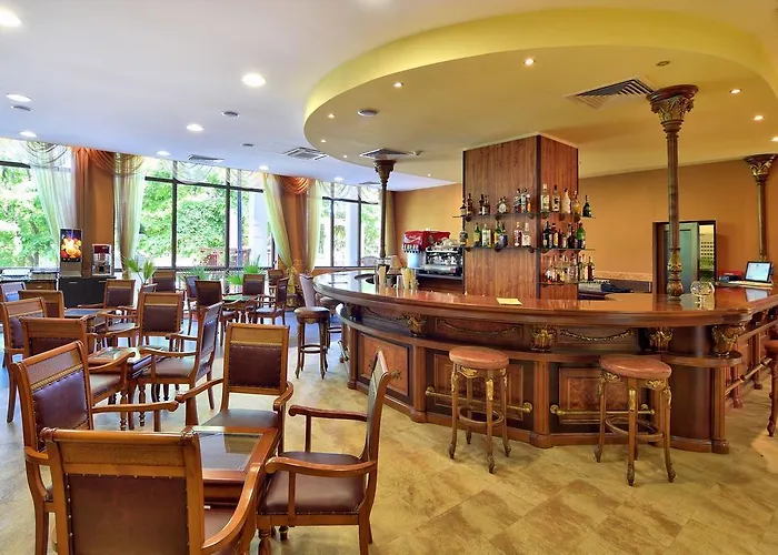 Hotel Estreya And Sf. Constantin și Elena